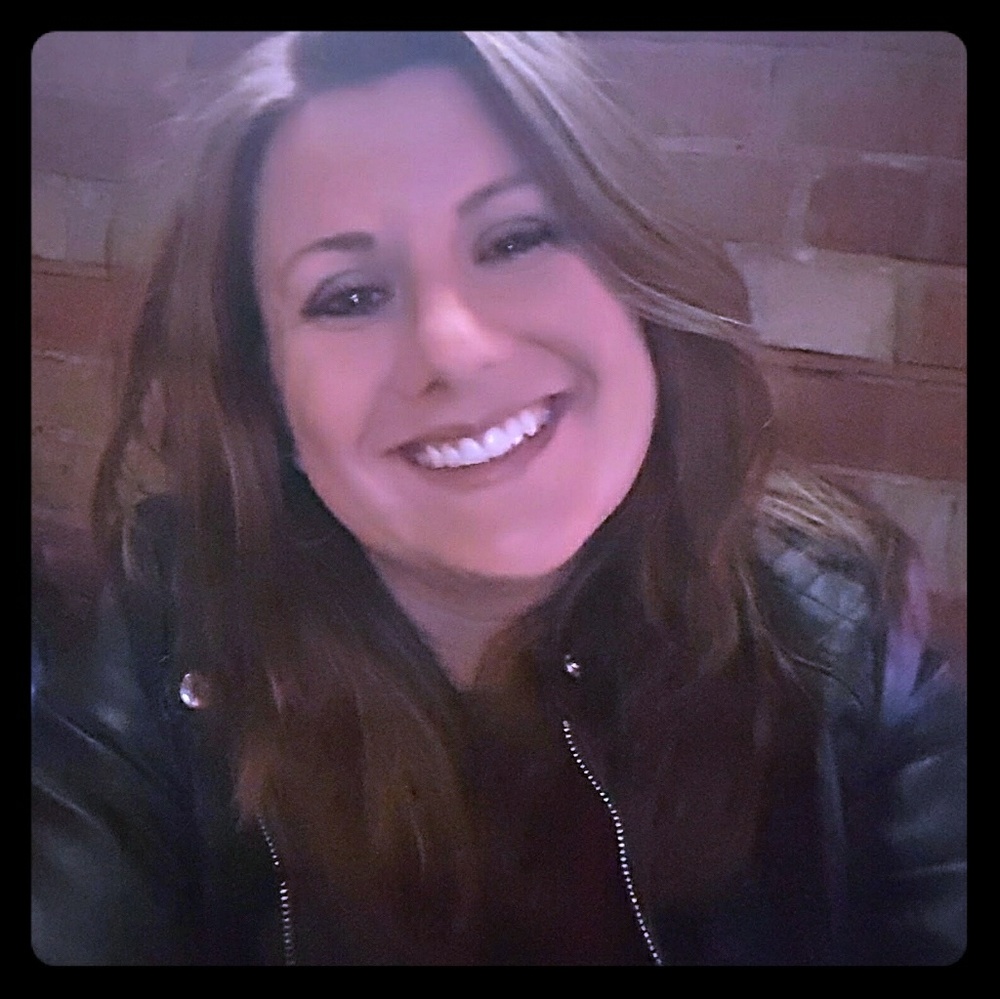 Meet your Posher, Renee